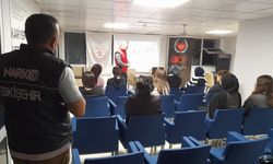 GSB Eskişehir yurtlarında "Narko Gençlik ve Güvenli Gelecek" eğitimleri sürüyor