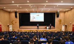 Eskişehir'de teknoloji bağımlılığı semineri düzenlendi