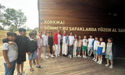 Eskişehirli öğrenciler Çanakkale'yi gezdi