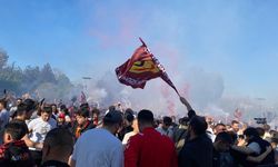 Eskişehir'de şampiyonluk kutlamaları devam ediyor: "Ben Mersinliyim, Eskişehirspor'un yenmesini bekliyordum"