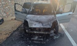 Eskişehir'in komşusunda seyir halindeki otomobil alev aldı
