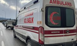 Komşuda otomobilin çarptığı motosiklet şarampole yuvarlandı: 1 yaralı