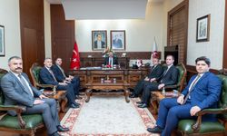 Aile ve Sosyal Hizmetler Bakanlığı Başmüfettişi Vali Aksoy'la bir araya geldi