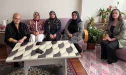 AK Parti Eskişehir İl Kadın Kolları’ndan şehit annesine anlamlı ziyaret