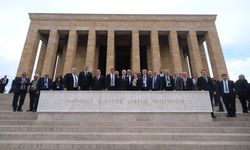 Eskişehir Ticaret Odası heyetinden Anıtkabir'e anlamlı ziyaret