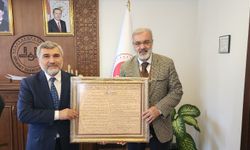 Ayasofya-ı Kebir Camii İmam Hatibi Ay'dan İl Müftüsü Muharrem Gül’e ziyaret