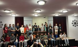 Dr. Anooshirman Minandji, Eskişehir'de öğrencilerle buluştu