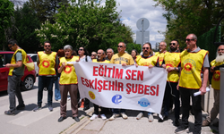 Eğitim Sen Eskişehir: “Okul idareleri kişisel ilişkilerini gözetiyor”