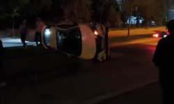 Eskişehir'de gece yarısı feci kaza! Otomobil yan yattı