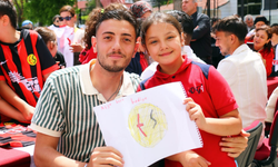 Şampiyonlar, Osmangazi İlkokulunu ziyaret etti