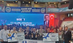 Eskişehirli öğrencilerden  MEB Robot Yarışması’nda büyük başarı