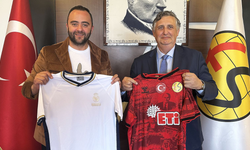 Eskişehirspor yönetimi, İspanyol misafirini ağırladı