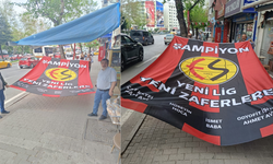 Eskişehirspor'a gönül veren esnaf yaptırdığı dev bayrağı dalgalandıracak