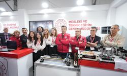 Eskişehirli öğrencilerin "Kahve Yapan Robot" projesi TEKNOFEST’te beğeni topladı