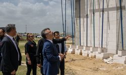 Vali Aksoy AFAD'ın yeni binasında incelemelerde bulundu