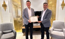 Nebi Hatipoğlu, ERİAD yönetimi ile bir araya geldi