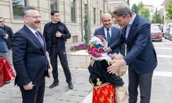 Bakan Bayraktar Vali Aksoy'la buluştu