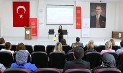 Eskişehir’de aile ve çocuk iletişimi konuşuldu