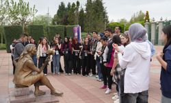 Eskişehir'de gençler hazine avına çıktı!