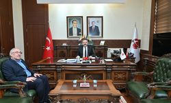 Tiryakizade Sosyal Girişim Derneği Koordinatörü, Vali Aksoy'la bir araya geldi