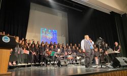 Muzaffer Çil Anadolu Lisesi'nden vefa konseri