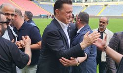 Hatipoğlu: “Tarih yazdınız, Eskişehirspor’um!”