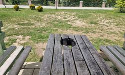 Eskişehir Kanlıvakak Parkı’ndaki çardakların masaları yakıldı!
