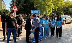 Odunpazarı Ülkü Ocakları vatandaşları kan bağışı hakkında bilgilendirdi