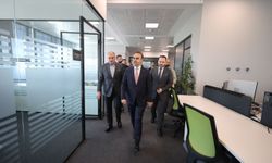 ASELSAN’la el ele: Bakan Kacır Savunma Sanayi için sinyali verdi