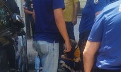Komşuda otomobil ve motosiklet çarpıştı: 1 yaralı