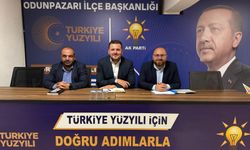 AK Parti Odunpazarı İlçe Başkanlığında haftalık olağan toplantı yapıldı