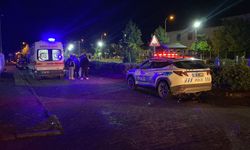 Eskişehir'de yan bakma kavgası kanlı bitti: 3 yerinden bıçaklandı