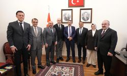 Bakan Tekin, Eskişehir Sanayi Odası Başkanı Kesikbaş ve AK Parti Eskişehir Heyeti ile buluştu