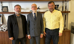 İl Sağlık Müdürü Doç. Dr. Bildirici’den Sedef Medya’ya ziyaret