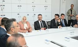 Vali Aksoy öğrencilerle bir araya geldi
