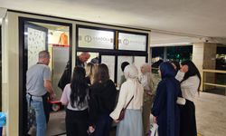 Anadolu Üniversitesi kütüphane önünde ikramlara başladı