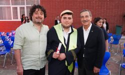 Başkan Ataç mezuniyet töreninde gençlerle buluştu