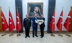 Vali Aksoy, İl Jandarma Komutanı Tuğgeneral Erhan Demir'i makamında ağırladı