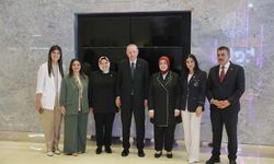 Ayşen Hoca, Eğitim Zirvesi’nde Erdoğan ile bir araya geldi