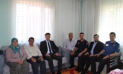 Kaymakam Tarık Orhan’dan şehit ailelerine bayram ziyareti