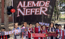 Kucak Dolusu Hayaller, Sivrihisar'da Es Es rüzgarı estirdi