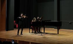 Anadolu Üniversitesi'nde keman konseri gerçekleştirildi