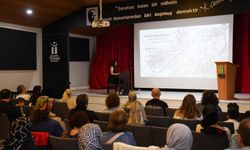 Tepebaşı'nda çocukların yıl sonu gösterisi ayakta alkışlandı