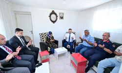 Vali Aksoy şehit ailesiyle bir araya geldi