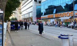 Eskişehir'de bayramın ilk günü çarşı doldu taştı!
