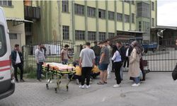 Komşuda motosiklet ve otomobil çarpıştı: 2 yaralı