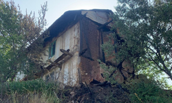 Eskişehir'de evi alevlere teslim olmuştu: Havva teyzeye yardım eli uzandı