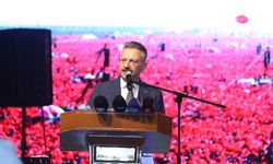 "Bugün, ihanetle karşılaşan milletin ortaya koyduğu eşsiz dirilişin günüdür"