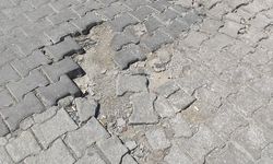 Eskişehir'de vatandaşlar bozulan yollardan dert yandı