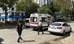 Komşuda kontrolünü kaybeden sürücü kazaya sebep oldu: 2 yaralı